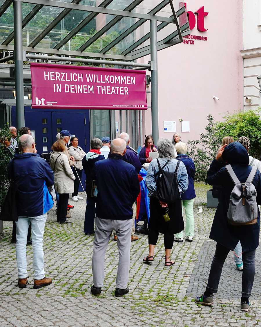 eine Gedenktafel für den Ort der Bücherverbrennung